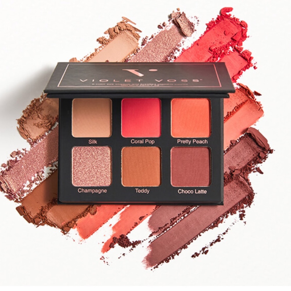 Violet Voss Coral Pop eyeshadow palette